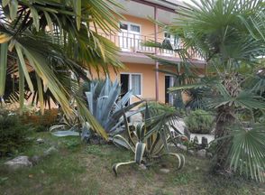 no-hotel-pic