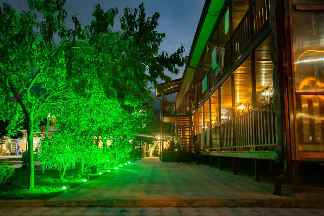 no-hotel-pic